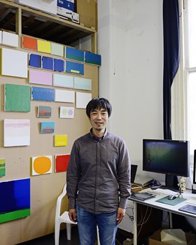 Hiroshi Kobayashi in his Artsource Fremantle Studio, 2018. Photographer: Elli Gemmo