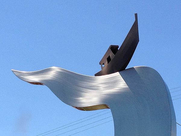 Wade Street Monument of Gratitude, Coral Lowry with Vietnamese Community, 2013.